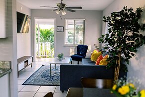 Galleria Apartments by Lowkl