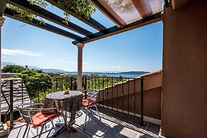 Villa Belezza With Pool, Split - Kastel Gomilica