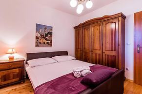 Villa Belezza With Pool, Split - Kastel Gomilica