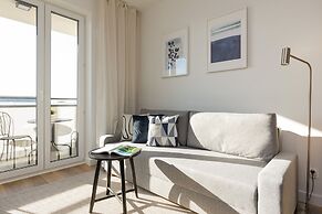 Apartment Łopuszańska Warsaw by Renters