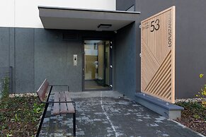 Apartment Łopuszańska Warsaw by Renters