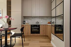 Apartment Łopuszańska Warsaw by Renters