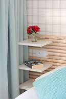 Warsaw Apartment Celownicza by Renters