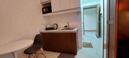 Roxas Blvd Ermita Studio US Embassy Mla