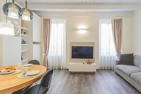 Modern Stylish Apartment in Como City