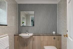 Golwg Y M r - Sea View Cottage With Hot Tub