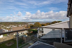 Golwg Y M r - Sea View Cottage With Hot Tub