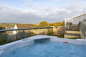 Golwg Y M r - Sea View Cottage With Hot Tub