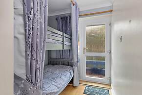 On The Beach - Direct Beach Access Sea Views