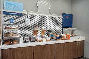 Holiday Inn Express Hattiesburg West Univ Area by IHG