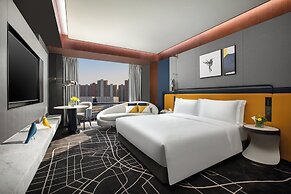 voco Hefei Binhu by IHG