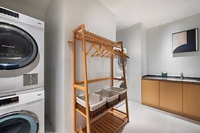 voco Hefei Binhu by IHG