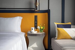 voco Hefei Binhu by IHG