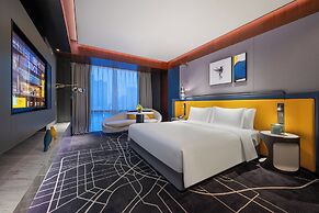 voco Hefei Binhu by IHG