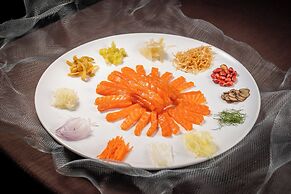 voco Hefei Binhu by IHG