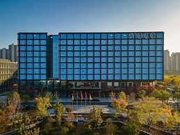 voco Hefei Binhu by IHG