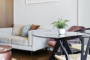 Casino Private Apartments - QStay