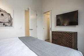 Elevation Lofts Hotel