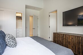 Elevation Lofts Hotel