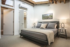 Elevation Lofts Hotel