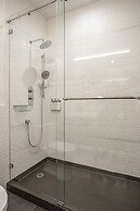 Elevation Lofts Hotel