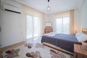 Charming House With Nature View in Fethiye