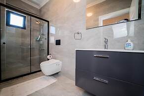 Charming House With Nature View in Fethiye