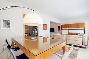 Fascinating Flat Near City s Mall With Terrace