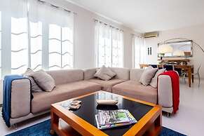 Fascinating Flat Near City s Mall With Terrace