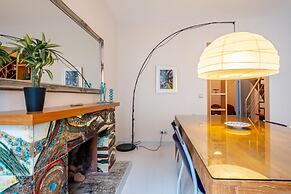 Fascinating Flat Near City s Mall With Terrace