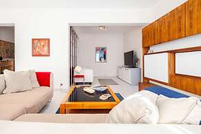 Fascinating Flat Near City s Mall With Terrace