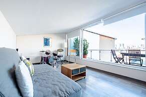 Fascinating Flat Near City s Mall With Terrace