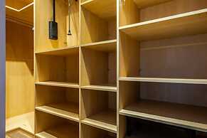 Fascinating Flat Near City s Mall With Terrace