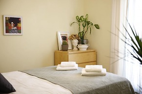 Vibrant Flat With Excellent Location in Beyoglu