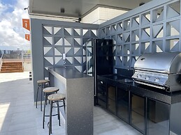 Bela Hospedagem - Lindo flat no Box 150