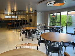 Bela Hospedagem - Lindo flat no Box 150