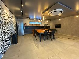 Bela Hospedagem - Lindo flat no Box 150