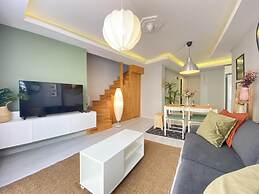 Stylish Duplex With Terrace 650 m to Galata Tower