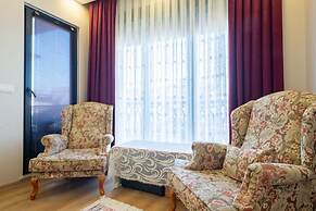 Peaceful Duplex Flat With Adalar View in Maltepe