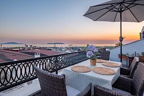 Peaceful Duplex Flat With Adalar View in Maltepe