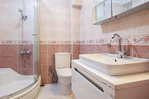 Missafir Apartment With a Panoramic Bosphorus View