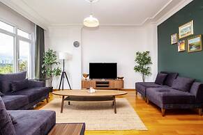 Missafir Apartment With a Panoramic Bosphorus View