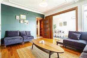 Missafir Apartment With a Panoramic Bosphorus View