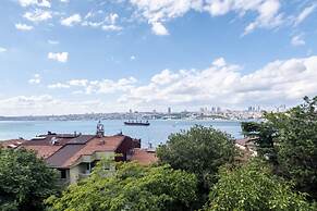 Missafir Apartment With a Panoramic Bosphorus View