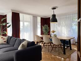 Missafir Spacious Flat Near Caddebostan Coast