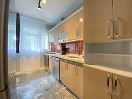 Missafir Spacious Flat Near Caddebostan Coast