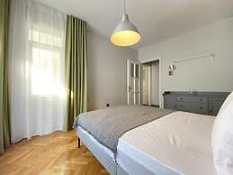 Missafir Spacious Flat Near Caddebostan Coast