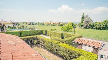 The House in the Vineyard - Italian Homing