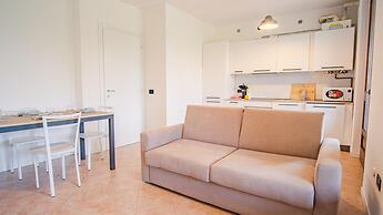 The House in the Vineyard - Italian Homing