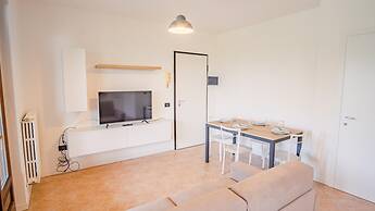 The House in the Vineyard - Italian Homing